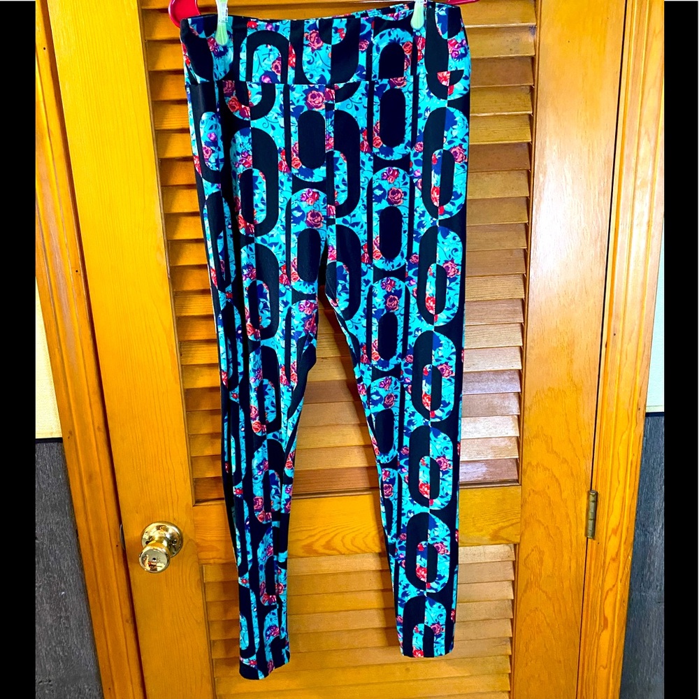 LulaRoe tall and curvy leggings